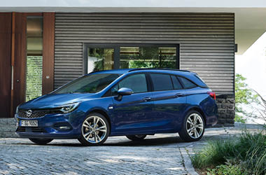 Viel Platz und Komfort im Astra Touring Sports