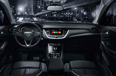 Gut unterwegs mit einem gebrauchten Opel Grandland X von Opel Scharf